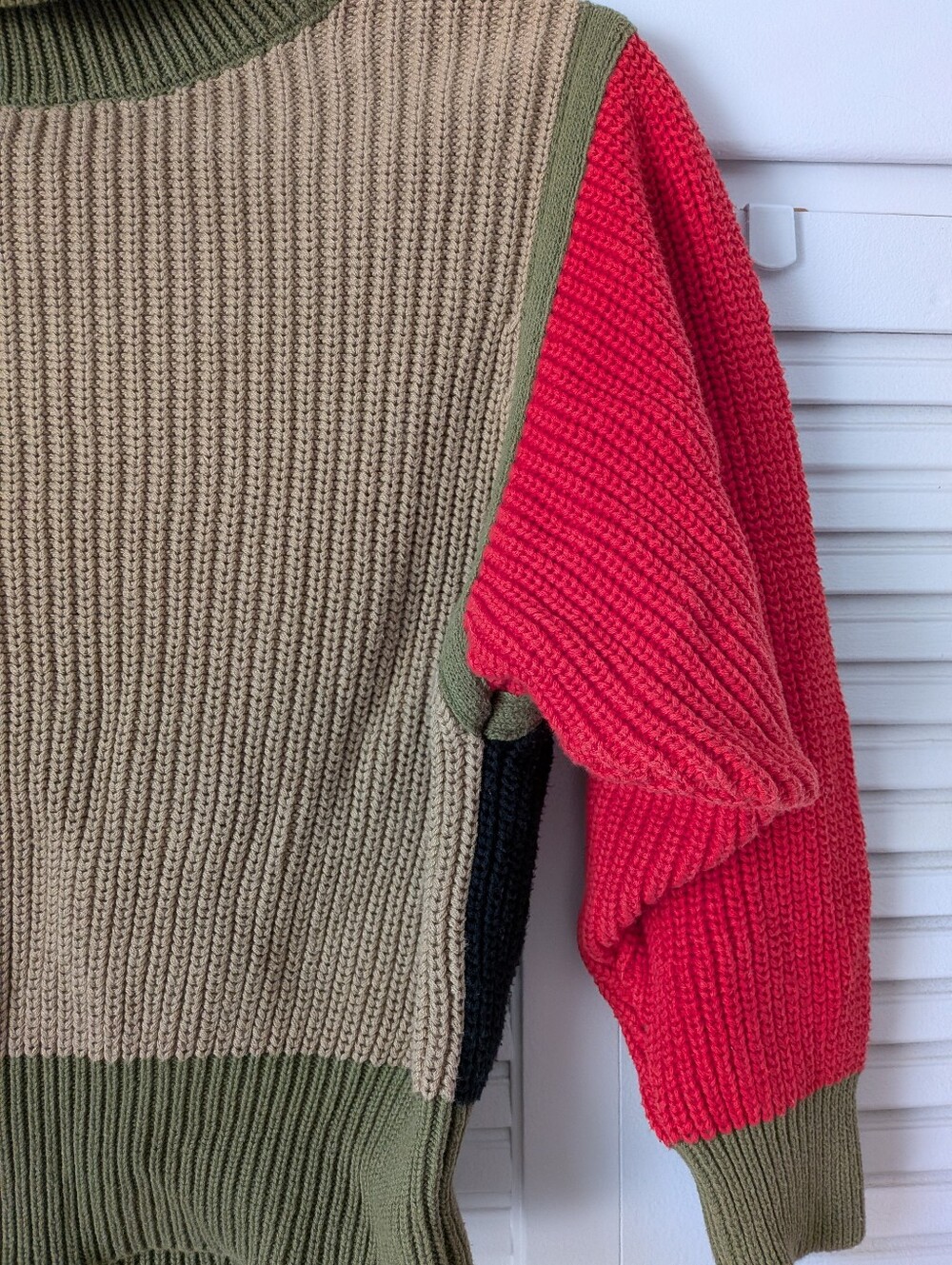 Callahan Ruthie Color Block Sweater - Picture 2 of 6